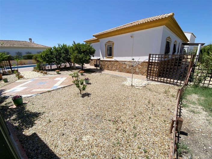 Image No.40-4 Bed Villa for sale