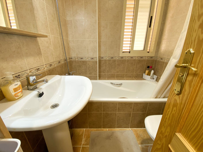 Image No.17-2 Bed Apartment for sale