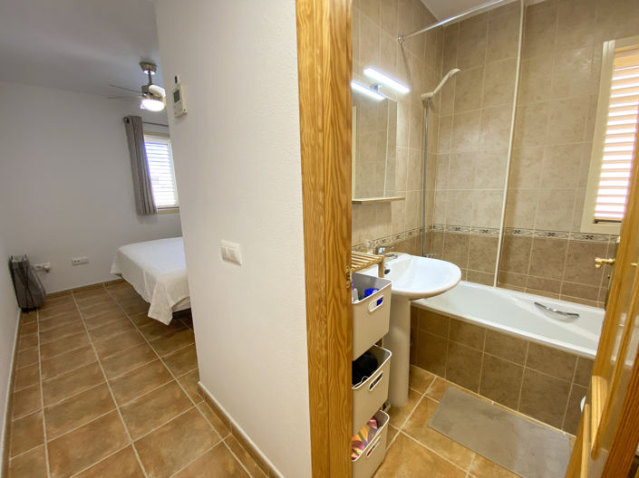 Image No.19-2 Bed Apartment for sale