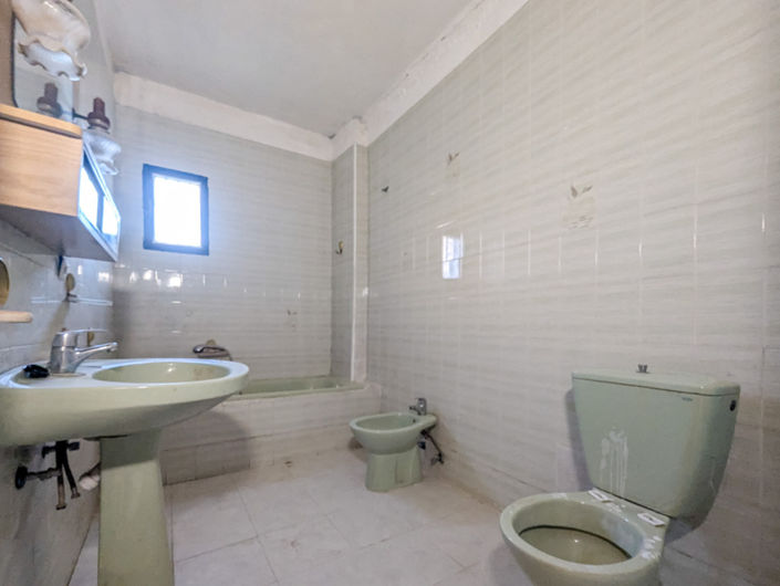 Image No.11-4 Bed Property for sale
