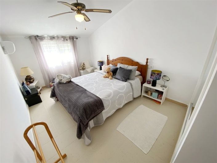 Image No.39-4 Bed Property for sale