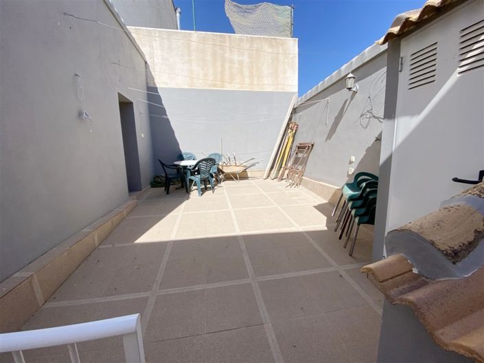 Image No.54-4 Bed Property for sale