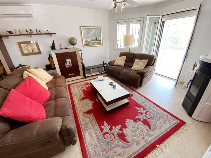 Image No.17-3 Bed Villa for sale