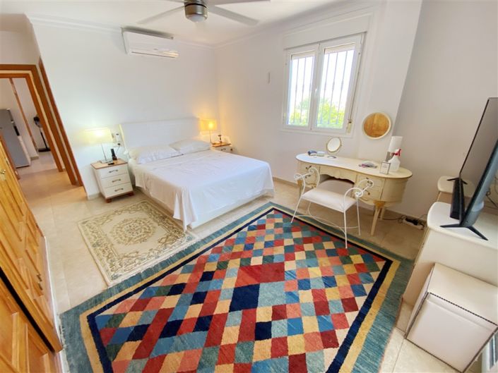 Image No.33-3 Bed Villa for sale