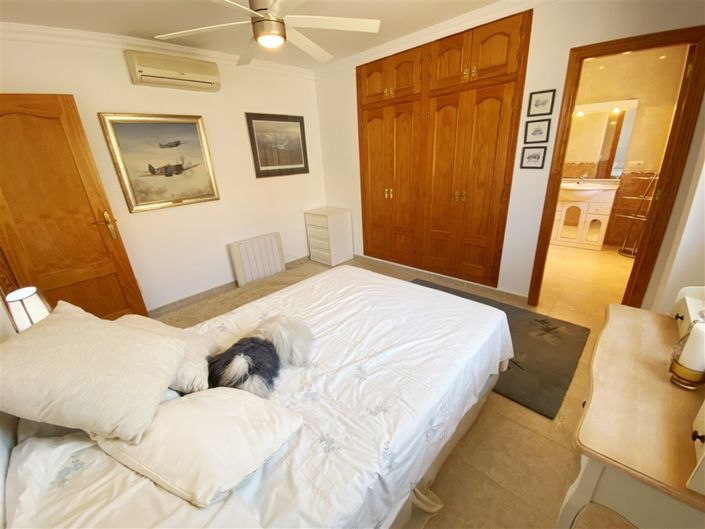 Image No.48-3 Bed Villa for sale