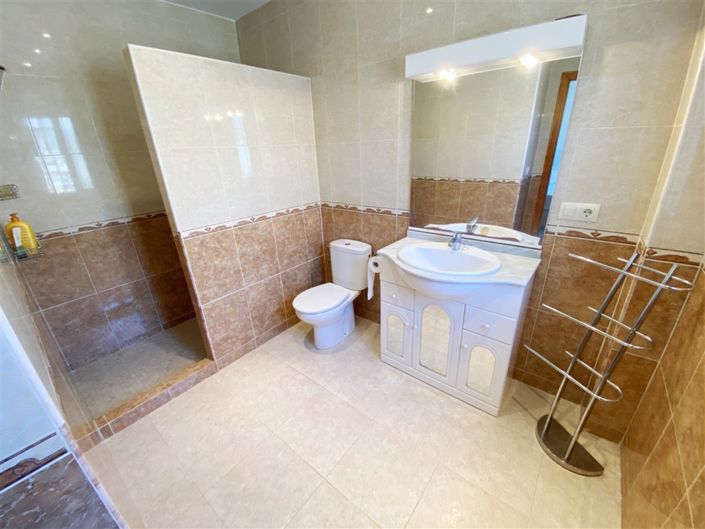 Image No.51-3 Bed Villa for sale