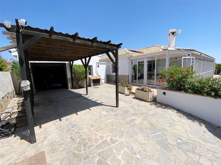 Image No.55-3 Bed Villa for sale