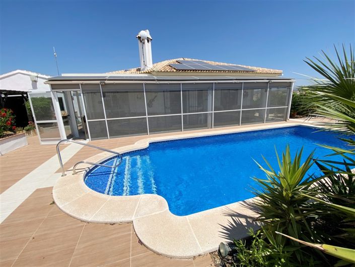 Image No.57-3 Bed Villa for sale