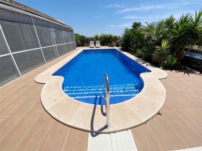 Image No.60-3 Bed Villa for sale