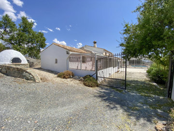 vh2773-country-house-for-sale-in-velez-rubio-