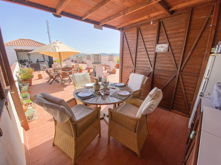 Image No.25-3 Bed Apartment for sale