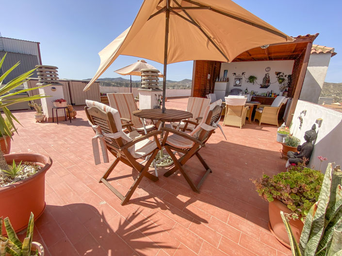 Image No.28-3 Bed Apartment for sale