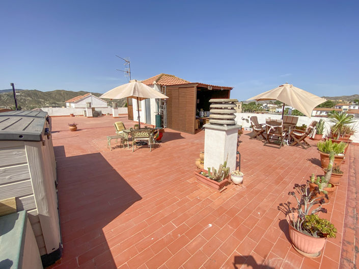 Image No.29-3 Bed Apartment for sale