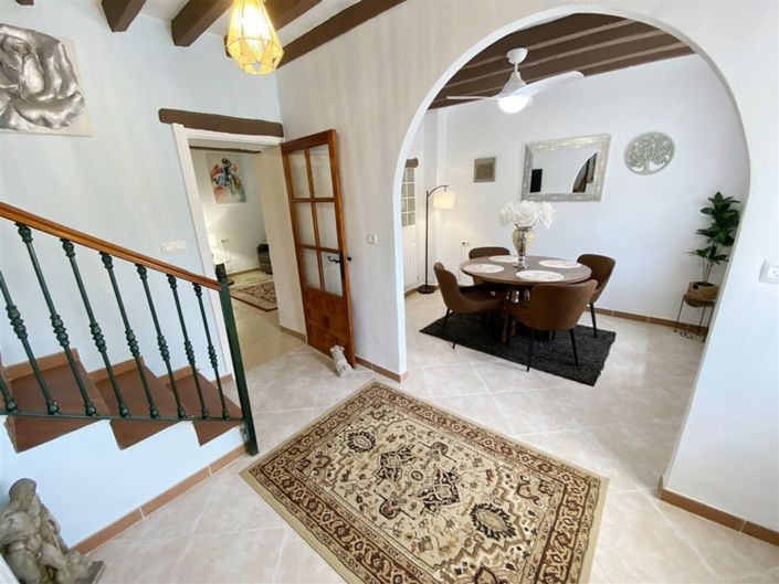 Image No.14-3 Bed Property for sale