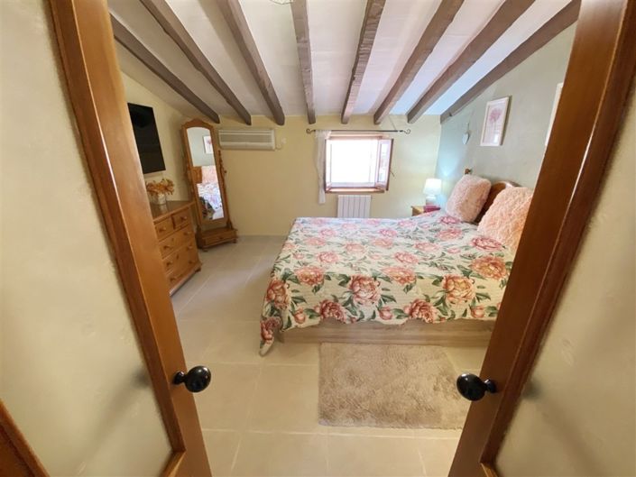 Image No.36-3 Bed Property for sale