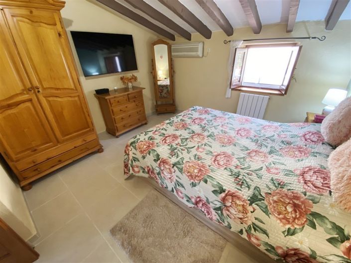 Image No.39-3 Bed Property for sale