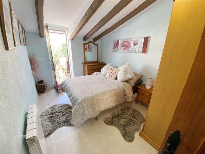 Image No.44-3 Bed Property for sale