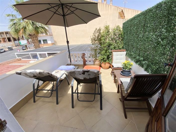 Image No.50-3 Bed Property for sale