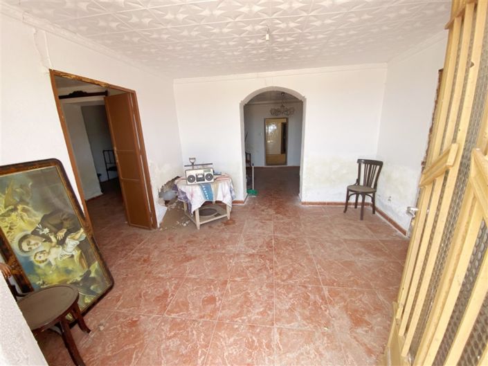 Image No.5-4 Bed Property for sale