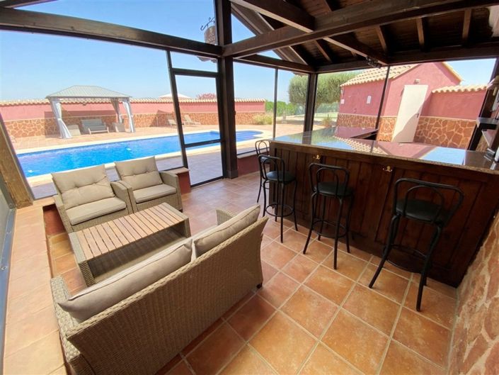 Image No.32-4 Bed Villa for sale