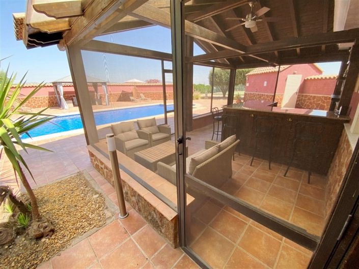 Image No.34-4 Bed Villa for sale