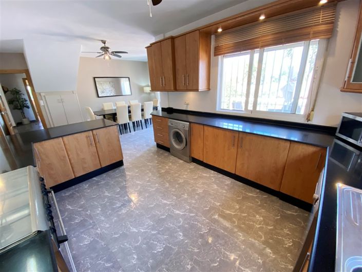 Image No.59-4 Bed Villa for sale