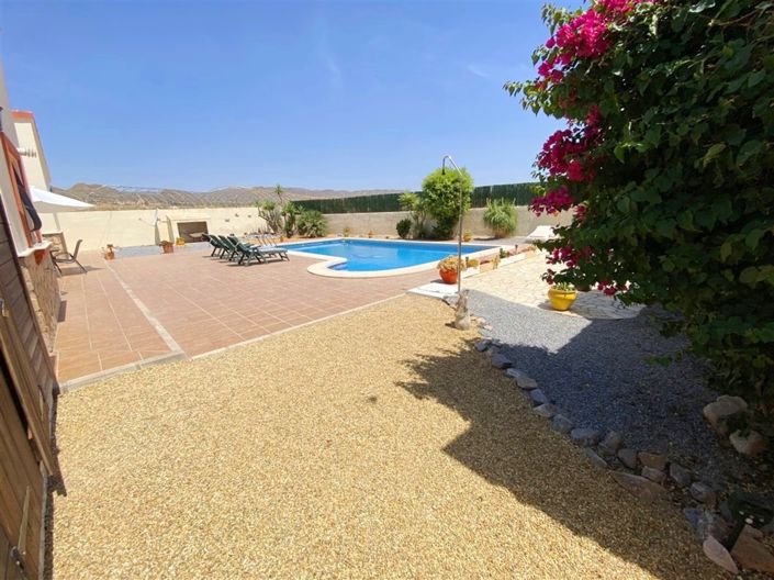 Image No.2-Villa de 3 chambres à vendre à Zurgena