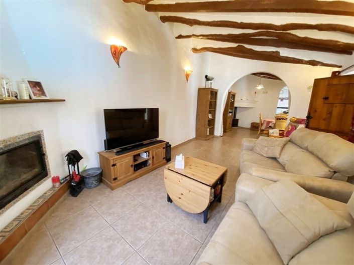 Image No.22-4 Bed Property for sale