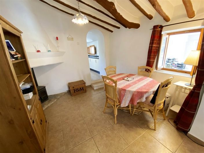 Image No.24-4 Bed Property for sale