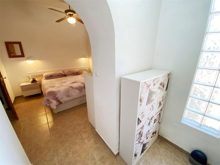 Image No.36-4 Bed Property for sale