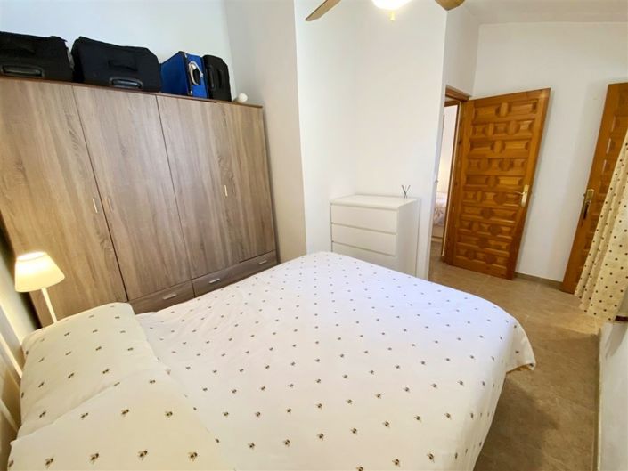 Image No.43-4 Bed Property for sale