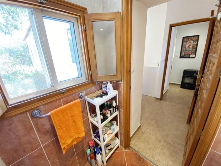 Image No.46-4 Bed Property for sale