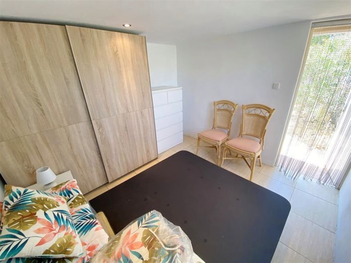Image No.53-4 Bed Property for sale