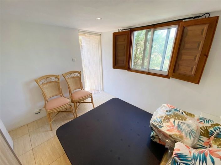 Image No.54-4 Bed Property for sale