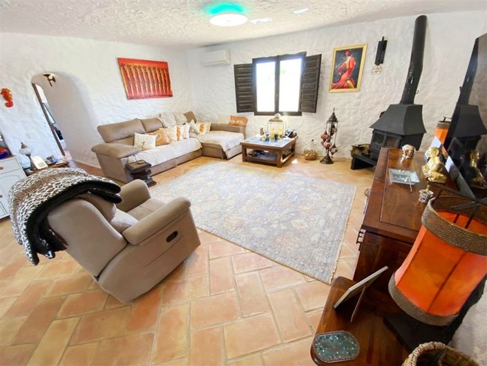 Image No.29-4 Bed Property for sale