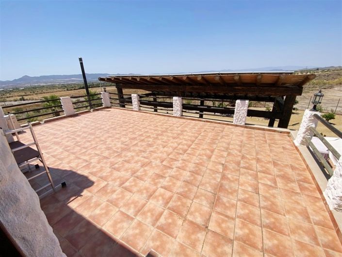 Image No.52-4 Bed Property for sale