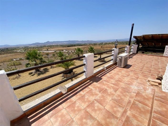 Image No.57-4 Bed Property for sale