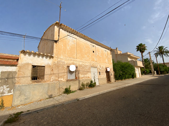 Image No.2-3 Bed Property for sale