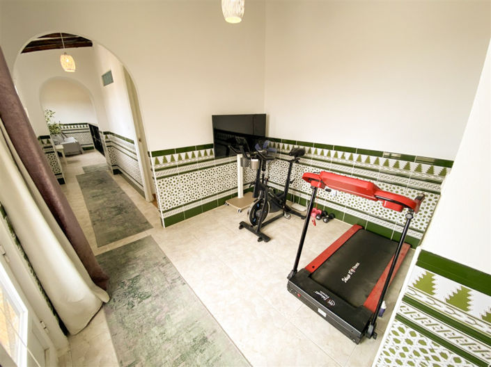Image No.51-4 Bed Property for sale
