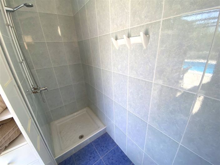 Image No.59-4 Bed Property for sale