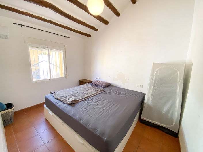 Image No.21-5 Bed Property for sale