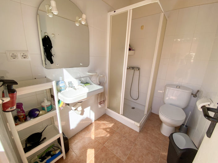 Image No.26-5 Bed Property for sale