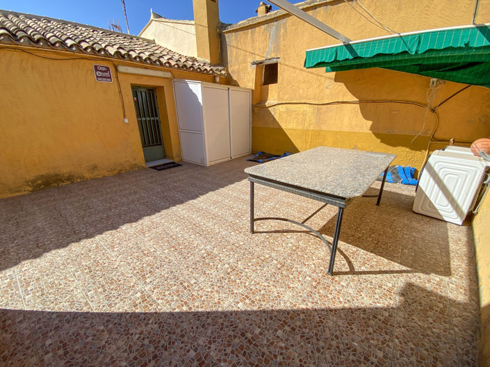 Image No.28-5 Bed Property for sale