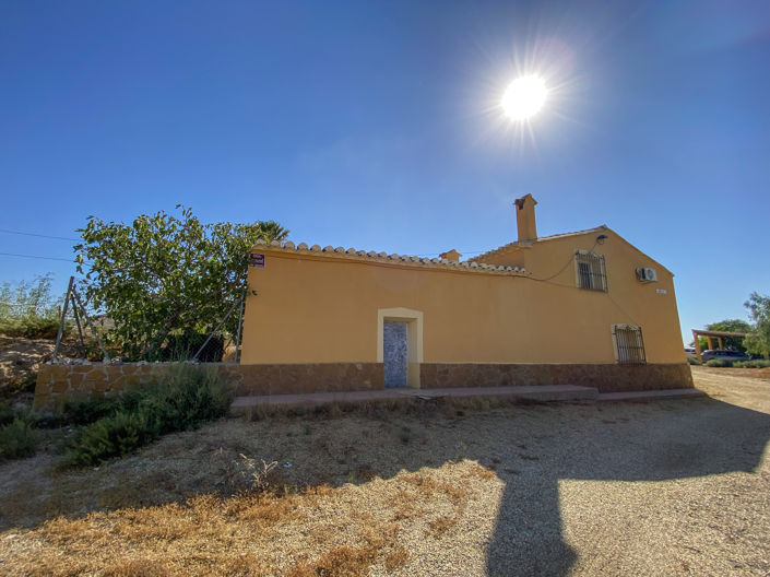 Image No.32-5 Bed Property for sale