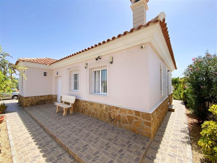 Image No.10-3 Bed Villa for sale