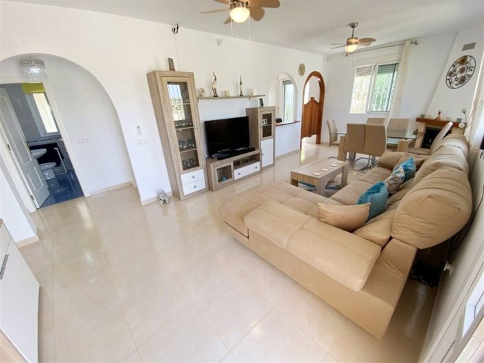 Image No.11-3 Bed Villa for sale