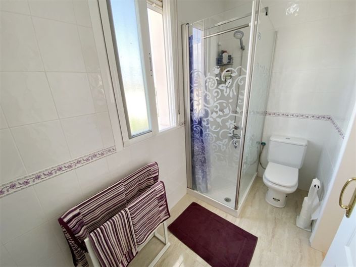 Image No.30-3 Bed Villa for sale