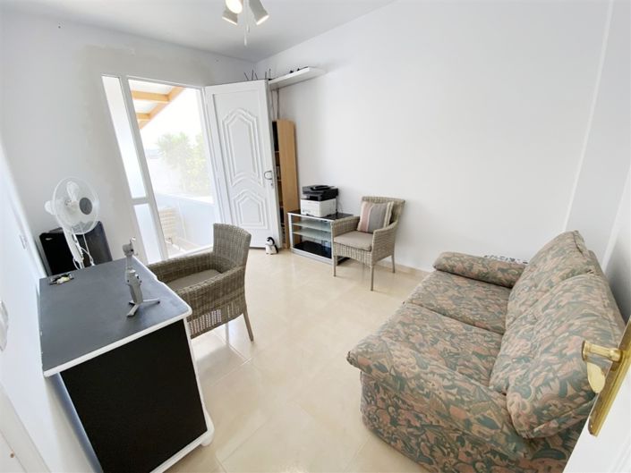 Image No.37-3 Bed Villa for sale