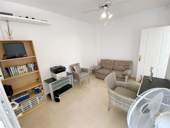 Image No.39-3 Bed Villa for sale