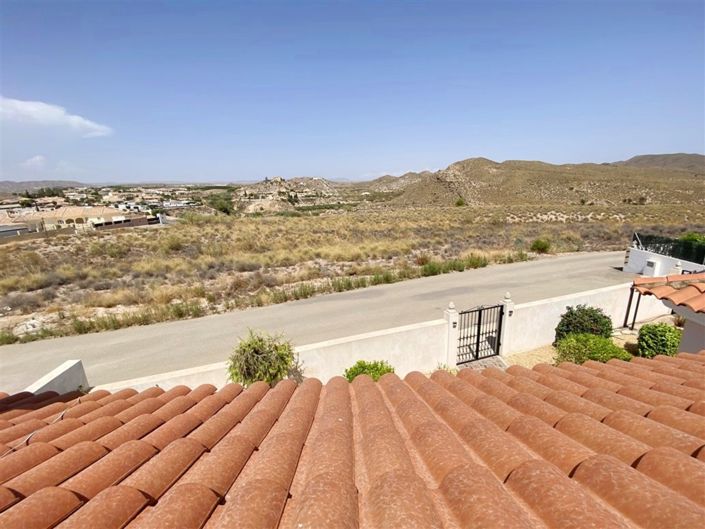 Image No.57-3 Bed Villa for sale